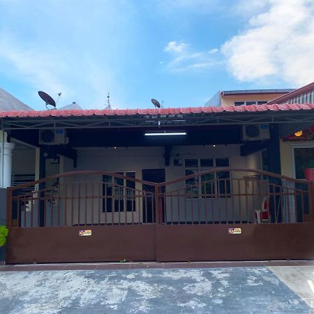 Malim Melaka Homestay Extérieur photo